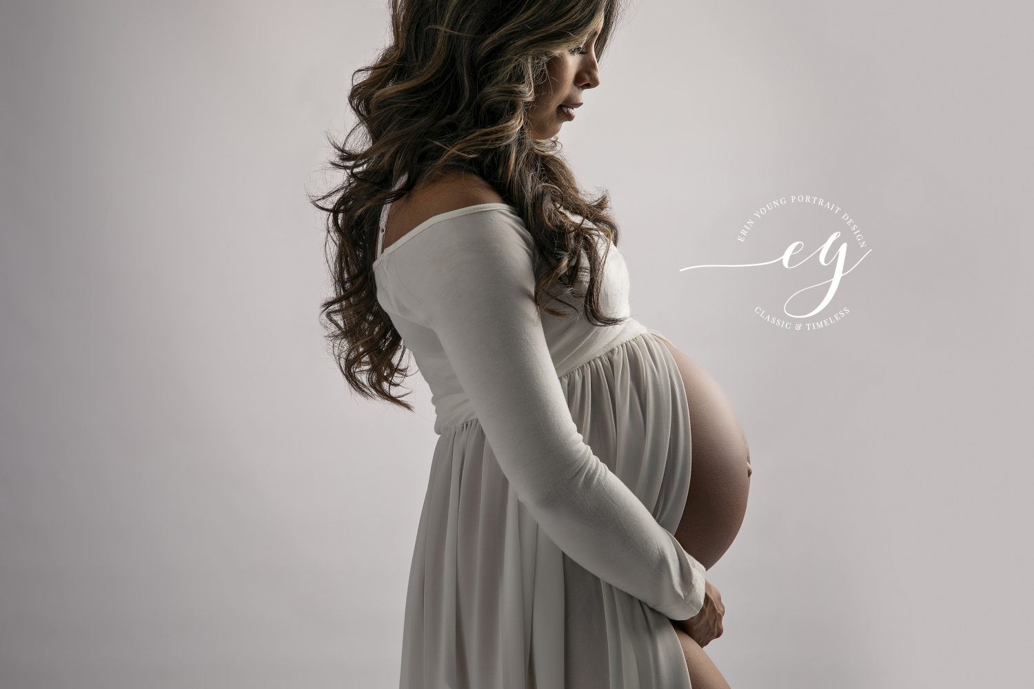 erin-young-portrait-design-maternity--newborns-BNIJ9GL0063U.jpg