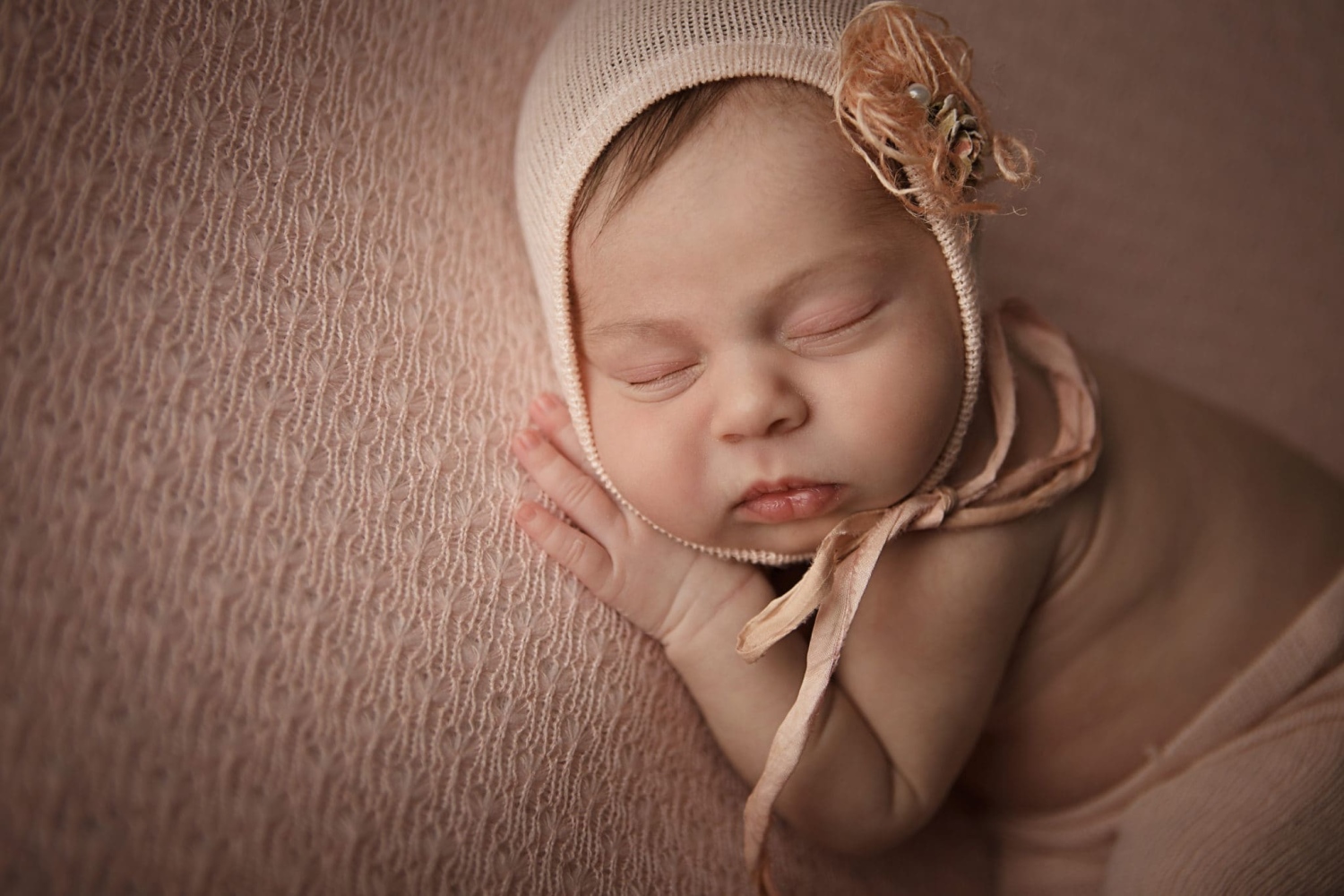 erin-young-portrait-design-maternity--newborns-IPULFJQGVV49.jpg